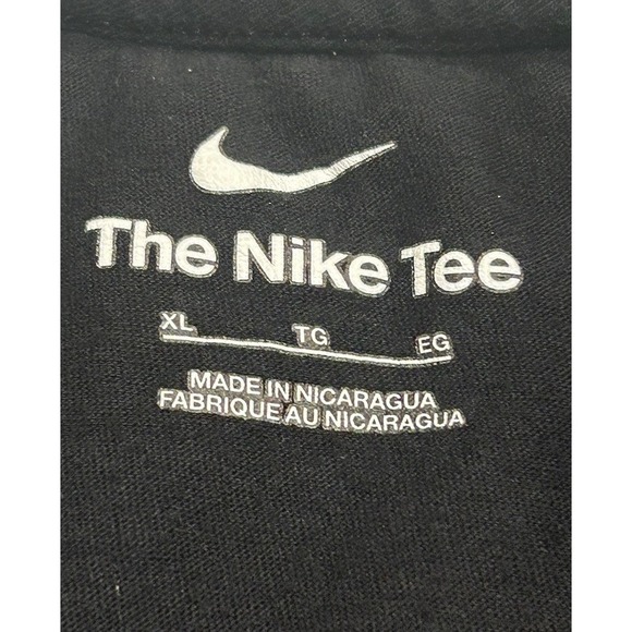 The Nike Tee Kids' T-Shirt Retro Skateboarding Backpack & Cone Graphics XL - Picture 4 of 5